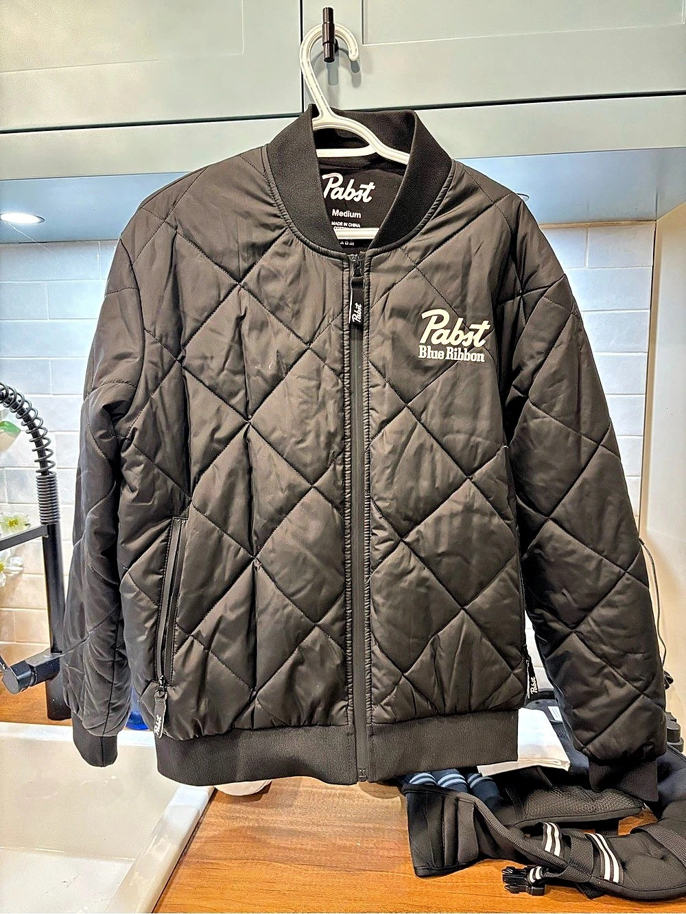 Pabst Quilted Bomber Jacket in Black Size Medium Like New